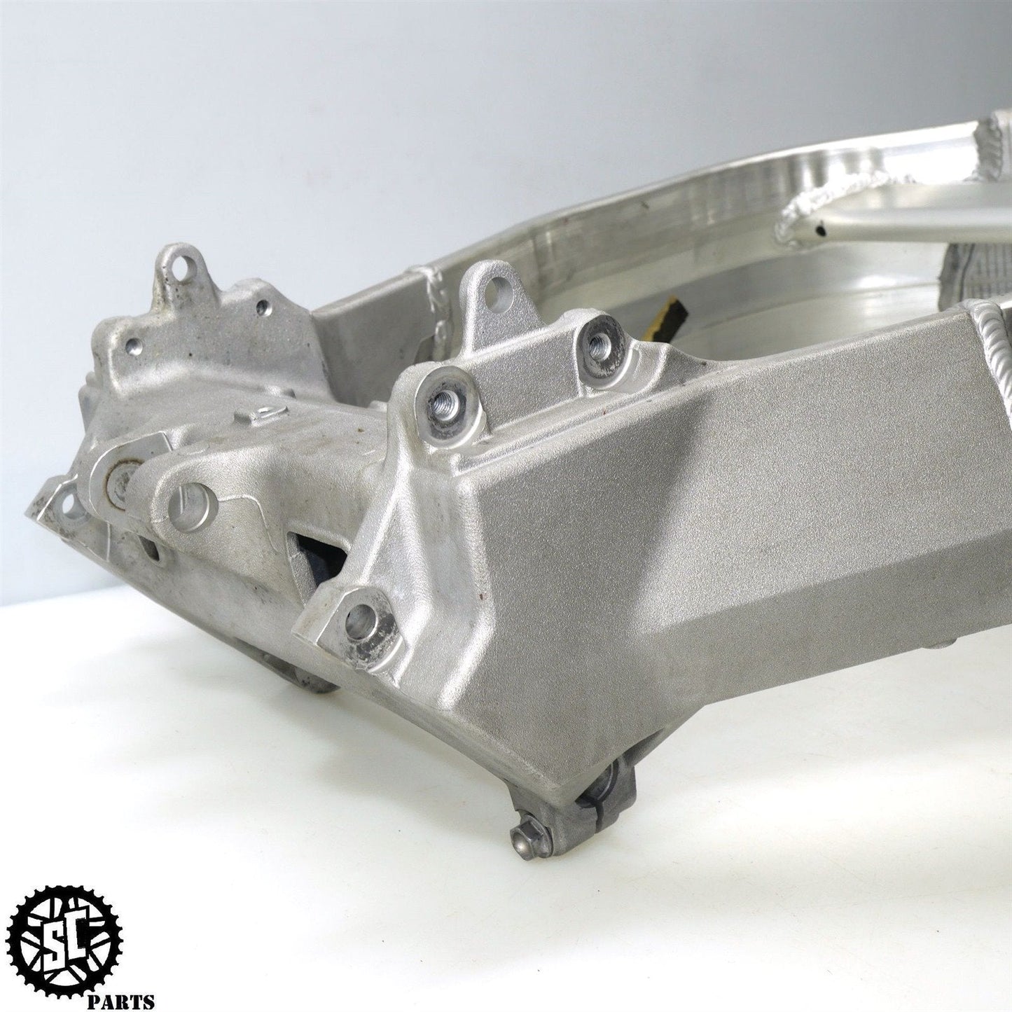 00 01 HONDA CBR929 RR MAIN FRAME CHASSIS *C* H34 - SALVAGECYCLEPARTS
