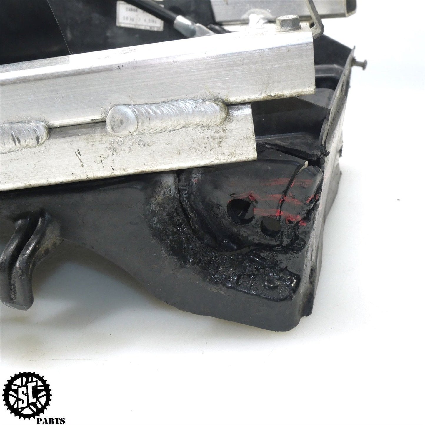 00 01 HONDA CBR929 RR REAR SUBFRAME BATTERY TRAY H34 - SALVAGECYCLEPARTS