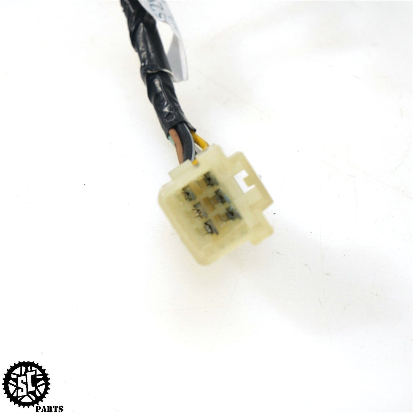 01 - 07 2005 SUZUKI HAYABUSA FRONT HEADLIGHT WIRING HARNESS 36620 - 24F10 S65 - SALVAGECYCLEPARTS