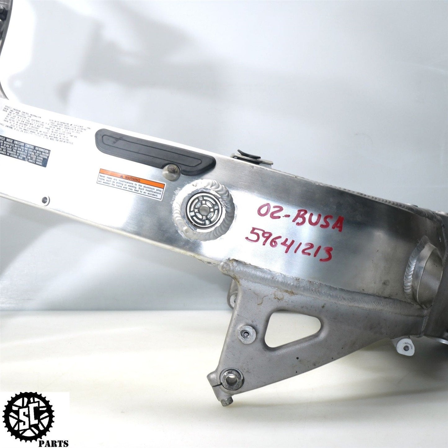 01 - 07 SUZUKI HAYABUSA FRAME CHASSIS *RB* S31 - SALVAGECYCLEPARTS