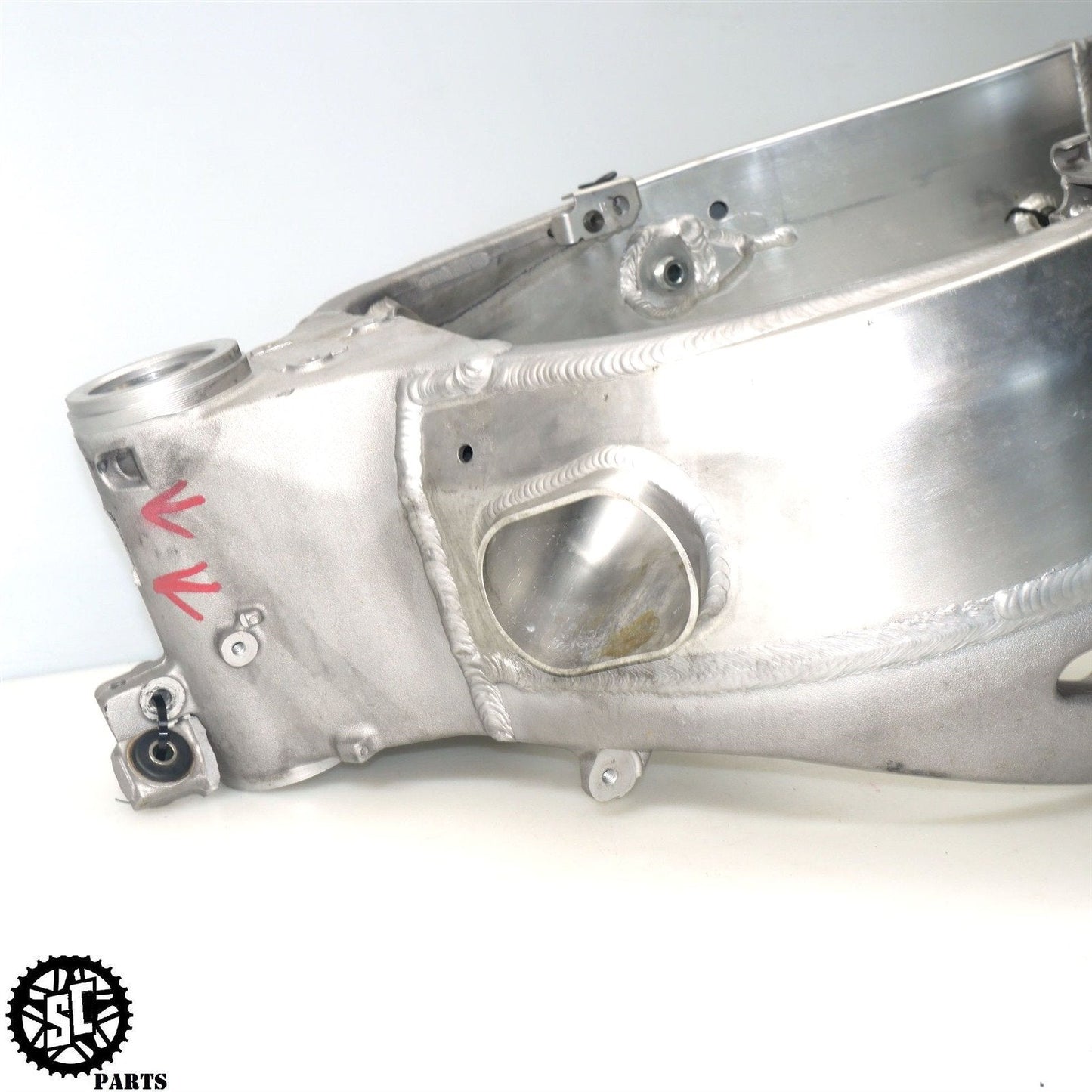 01 - 07 SUZUKI HAYABUSA FRAME CHASSIS *RB* S31 - SALVAGECYCLEPARTS