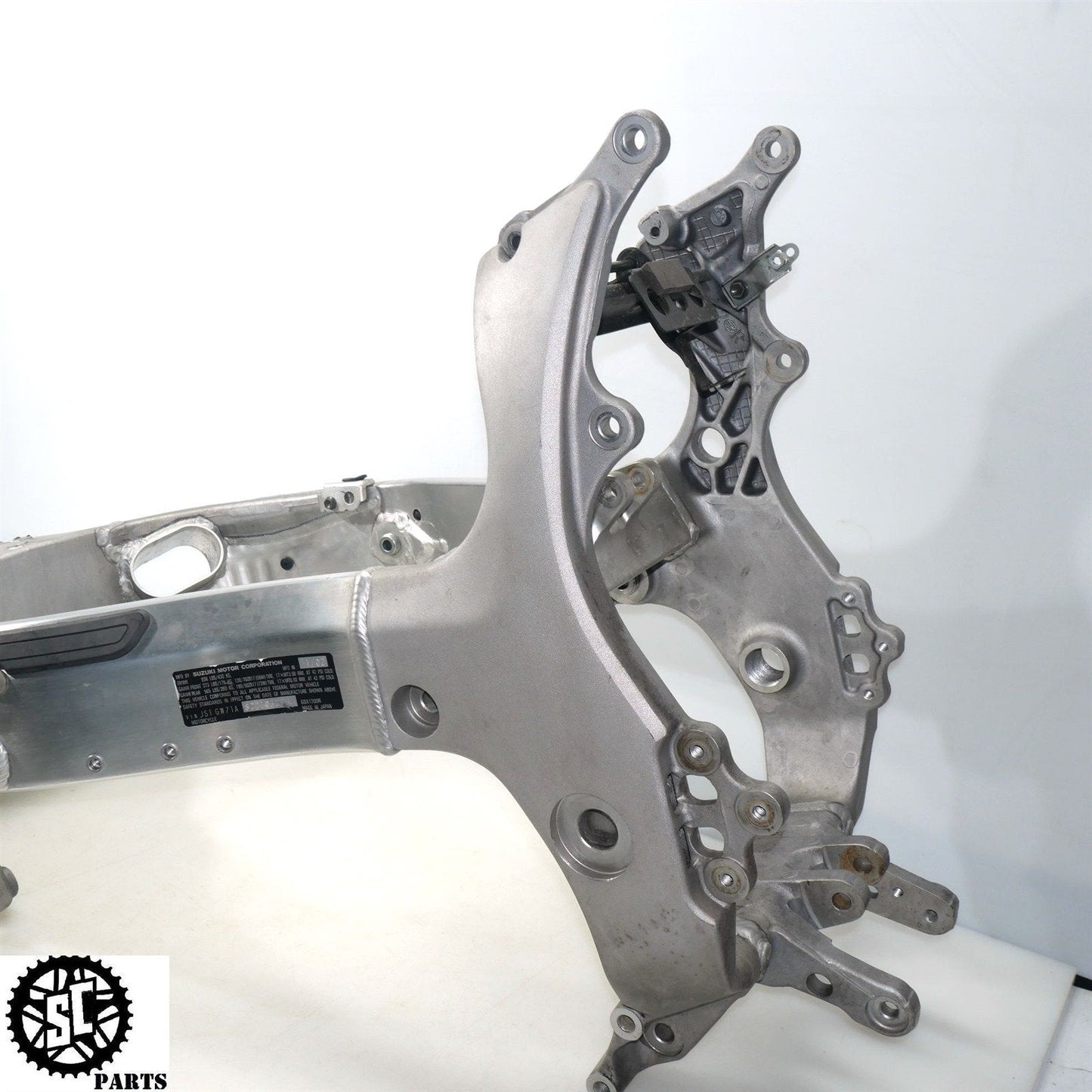 01 - 07 SUZUKI HAYABUSA FRAME CHASSIS *RB* S31 - SALVAGECYCLEPARTS