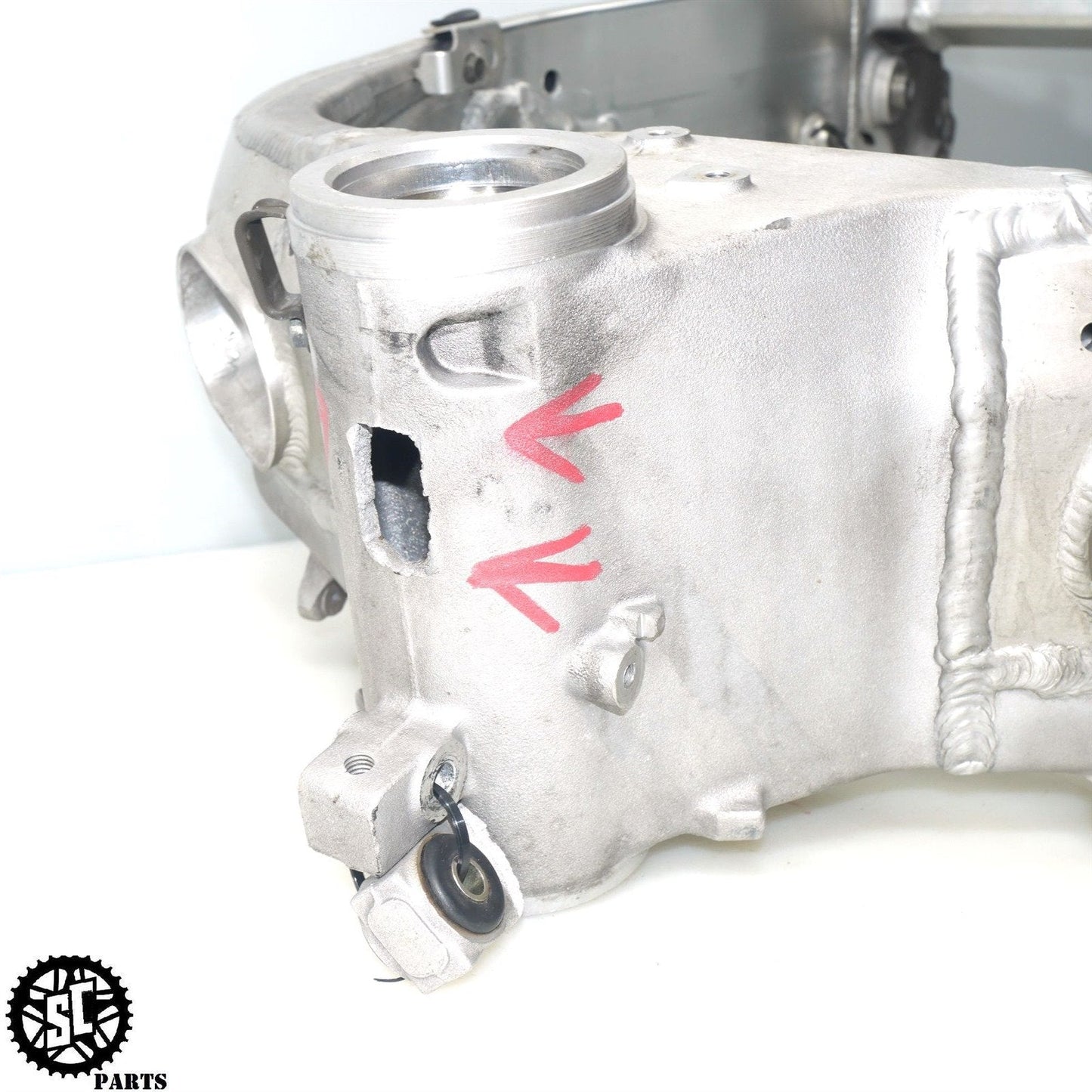 01 - 07 SUZUKI HAYABUSA FRAME CHASSIS *RB* S31 - SALVAGECYCLEPARTS
