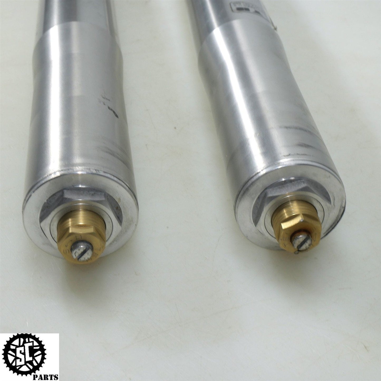 01 - 07 SUZUKI HAYABUSA FRONT LEFT RIGHT FORK TUBES STRAIGHT S31 - SALVAGECYCLEPARTS