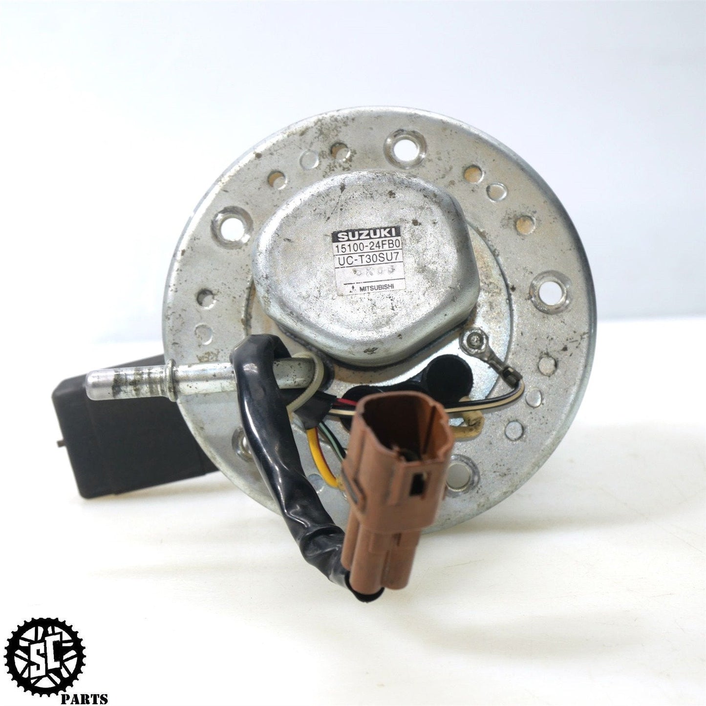 01 - 07 SUZUKI HAYABUSA FUEL PUMP 15100 - 24FB0 S42 - SALVAGECYCLEPARTS