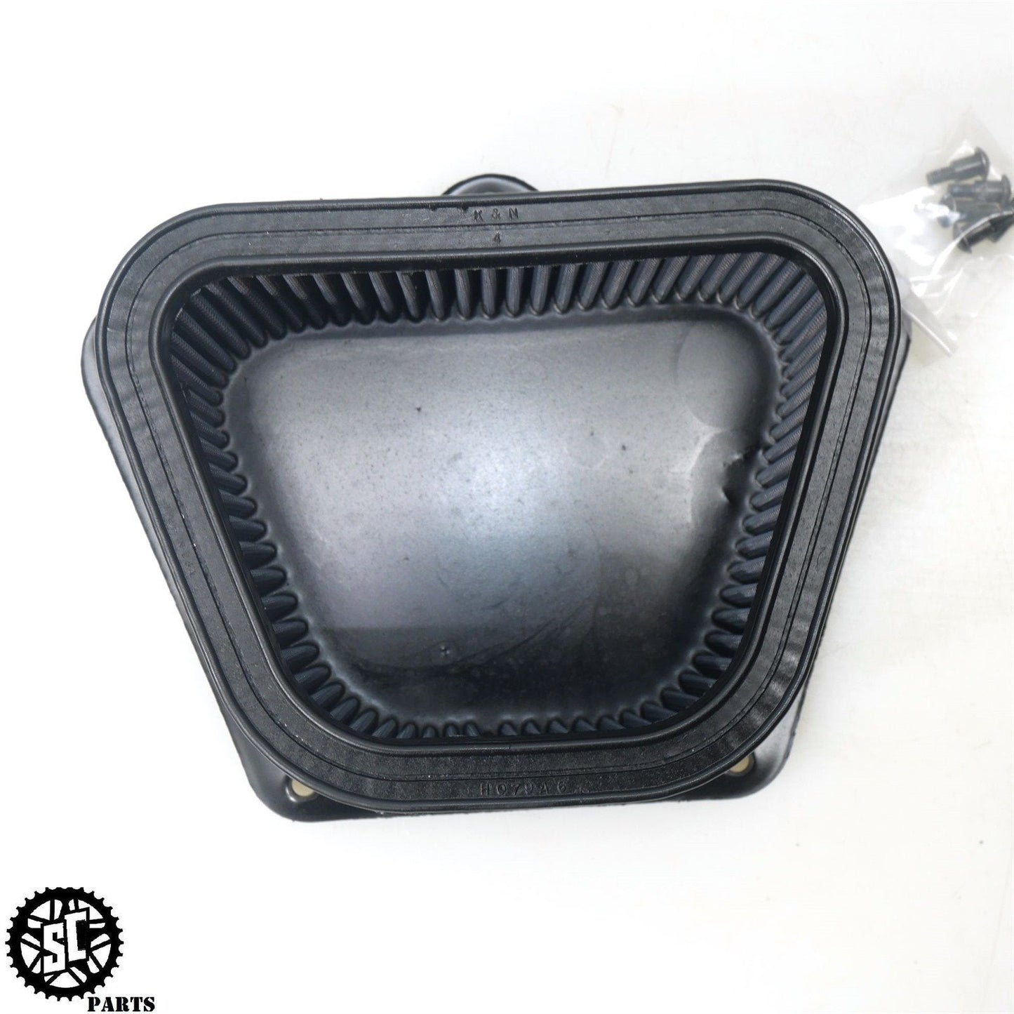 01 - 07 SUZUKI HAYABUSA K&N AIR FILTER CLEANER H098A6 S31 - SALVAGECYCLEPARTS