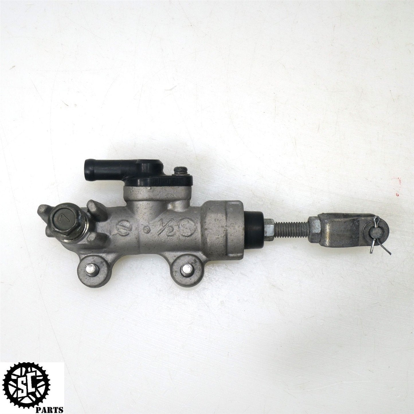 01 - 07 SUZUKI HAYABUSA REAR BRAKE MASTER CYLINDER S31 - SALVAGECYCLEPARTS