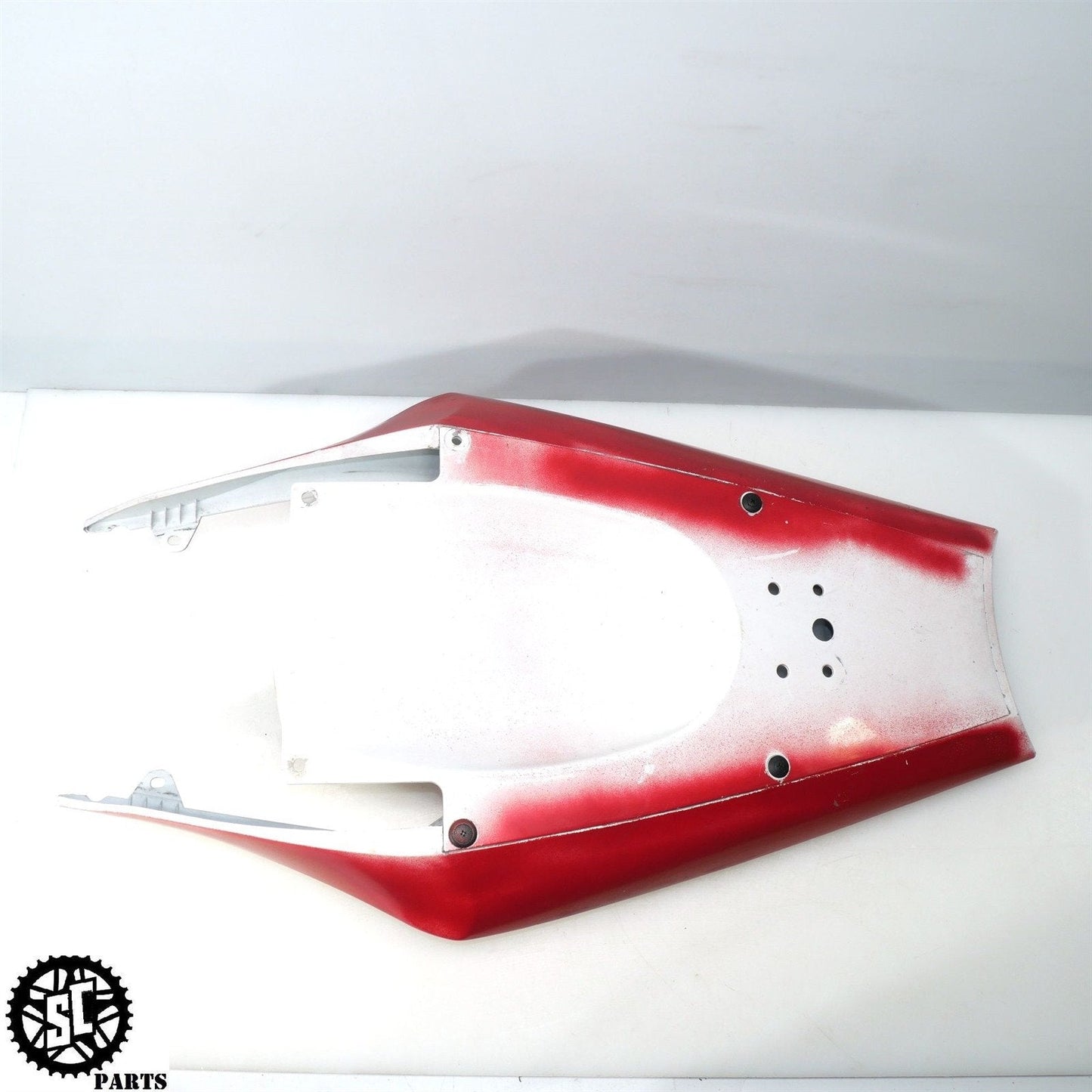 02 03 2003 YAMAHA YZF R1 REAR TAIL FAIRING UNDERTAIL PLASTIC Y40 - SALVAGECYCLEPARTS