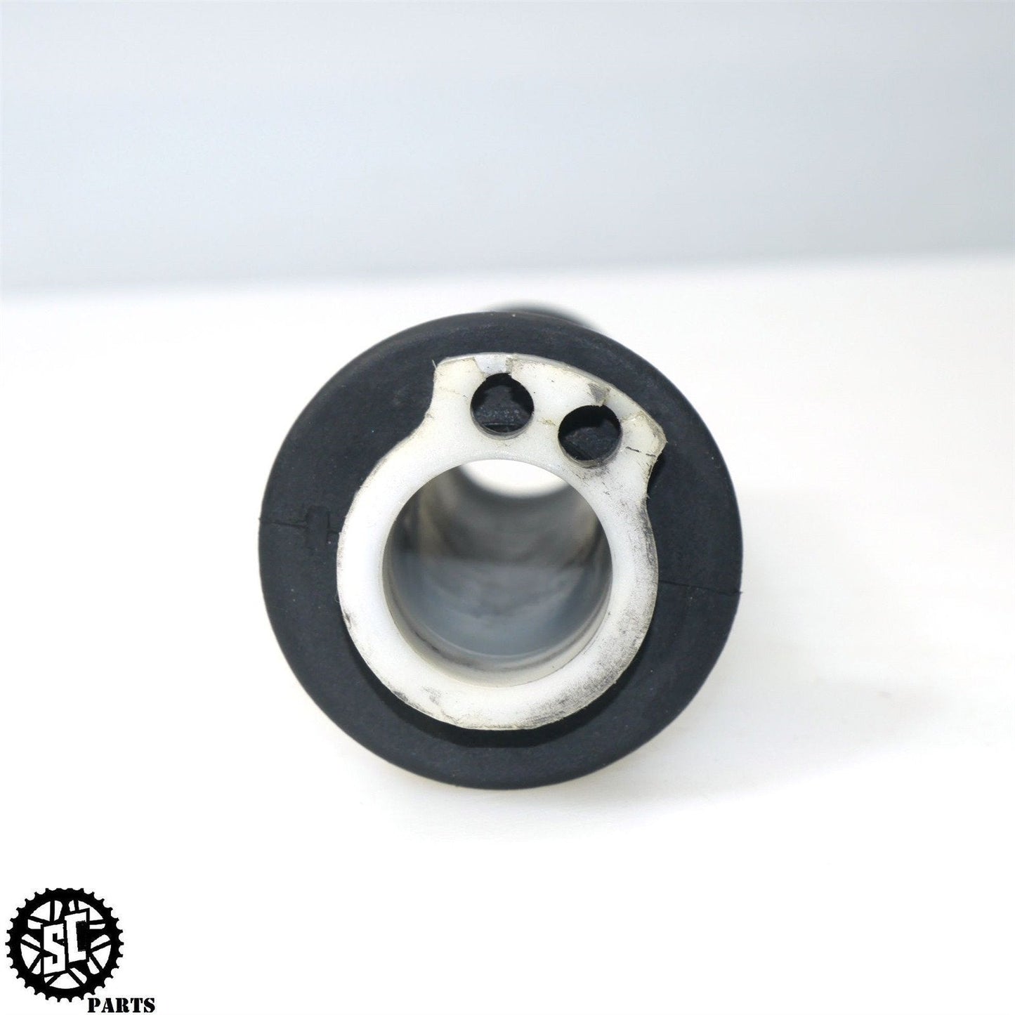 02 - 05 2002 KAWASAKI NINJA ZX12R THROTTLE TUBE GRIP K71 - SALVAGECYCLEPARTS