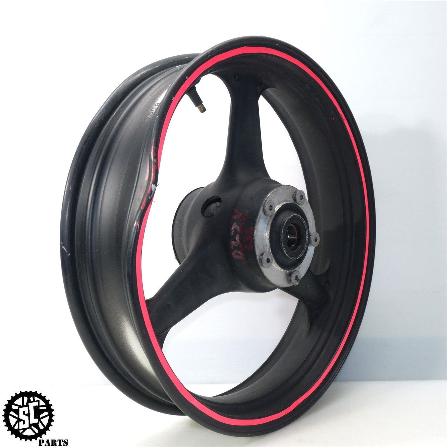 03 04 2003 KAWASAKI NINJA ZX6R 636 FRONT WHEEL SB K07 - SALVAGECYCLEPARTS