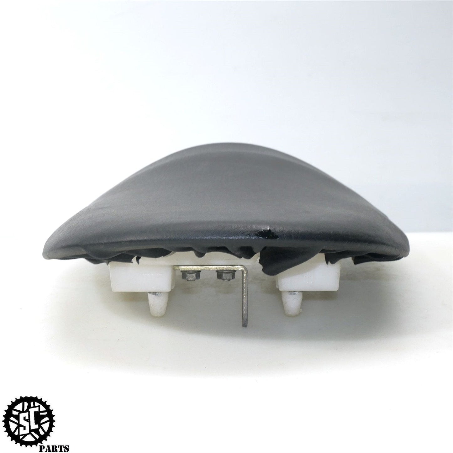 03 04 2003 KAWASAKI NINJA ZX6R 636 REAR PASSENGER SEAT K07 - SALVAGECYCLEPARTS