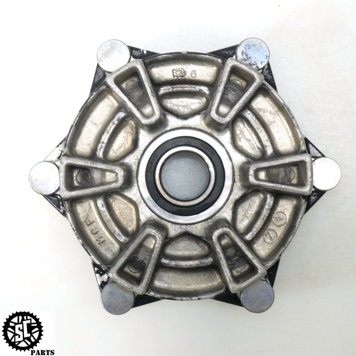03 04 HONDA CBR600RR REAR SPROCKET HUB 42615 - MEE - 000 H43 - SALVAGECYCLEPARTS