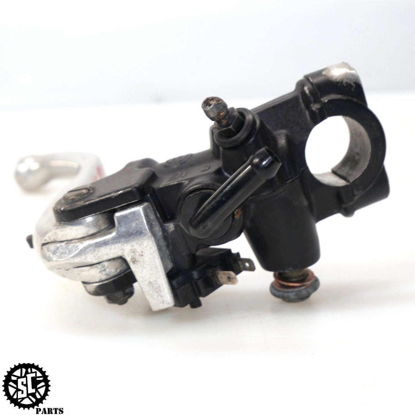 04 05 06 YAMAHA YZF R1 FRONT BRAKE MASTER CYLINDER LEVER Y28 - SALVAGECYCLEPARTS