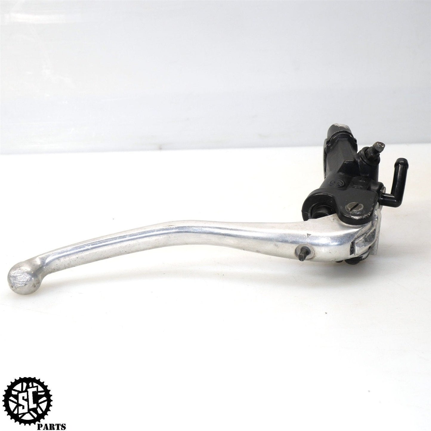 04 05 06 YAMAHA YZF R1 FRONT BRAKE MASTER CYLINDER LEVER Y28 - SALVAGECYCLEPARTS