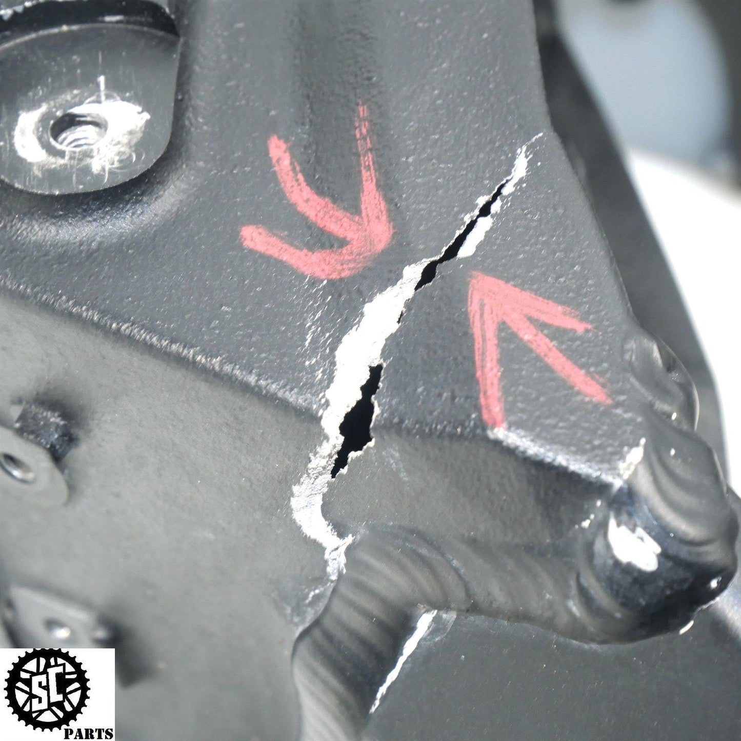 04 - 05 2005 SUZUKI GSXR600 MAIN FRAME CHASSIS *C* S61 - SALVAGECYCLEPARTS