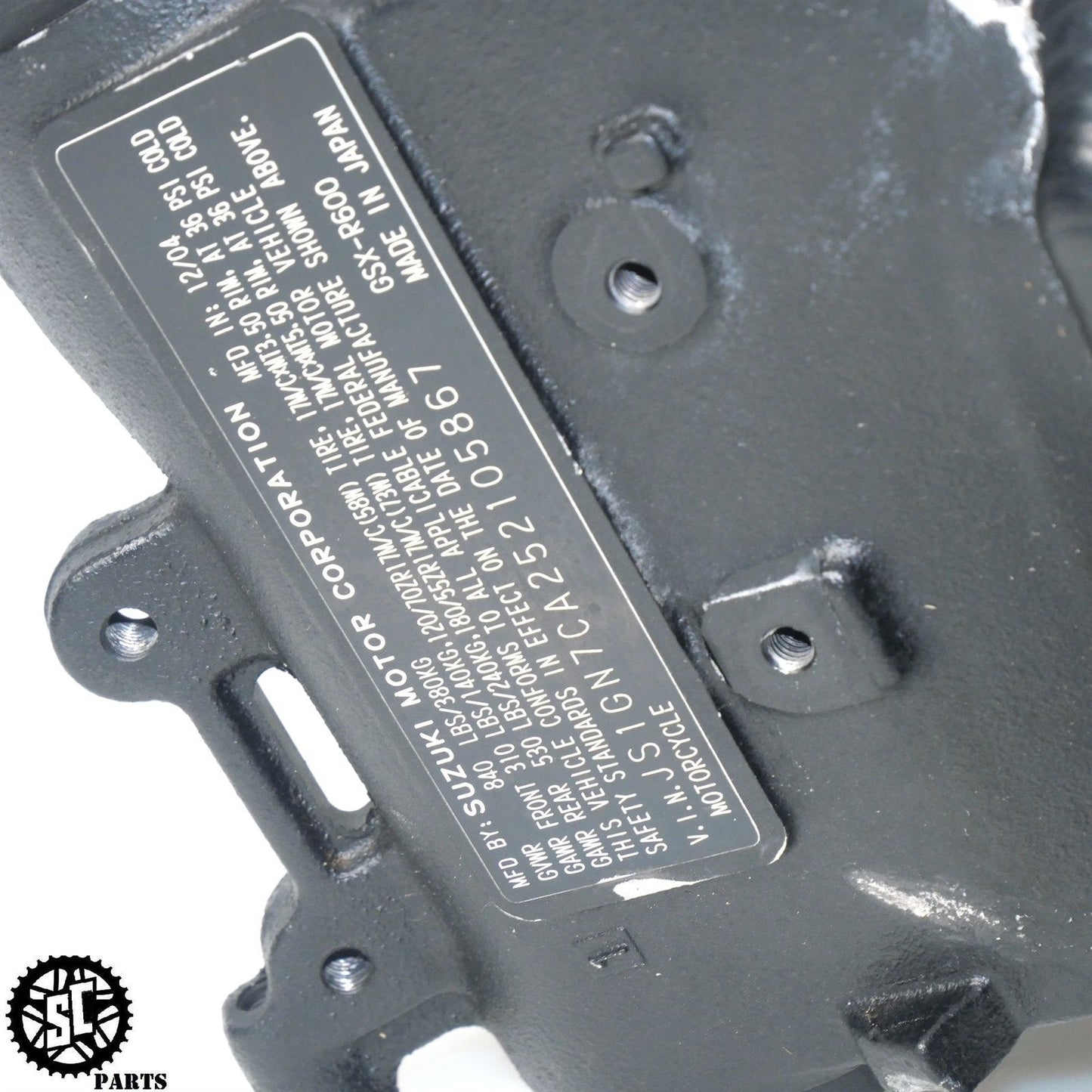 04 - 05 2005 SUZUKI GSXR600 MAIN FRAME CHASSIS *C* S61 - SALVAGECYCLEPARTS
