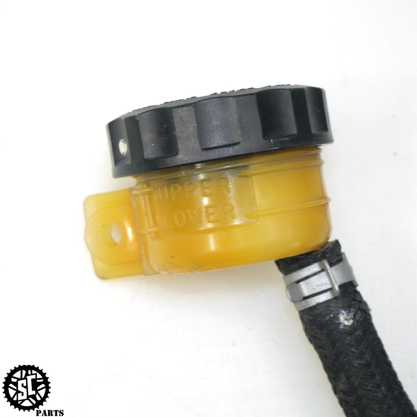 04 - 05 KAWASAKI NINJA ZX10R REAR BRAKE FLUID RESERVOIR TANK K68 - SALVAGECYCLEPARTS