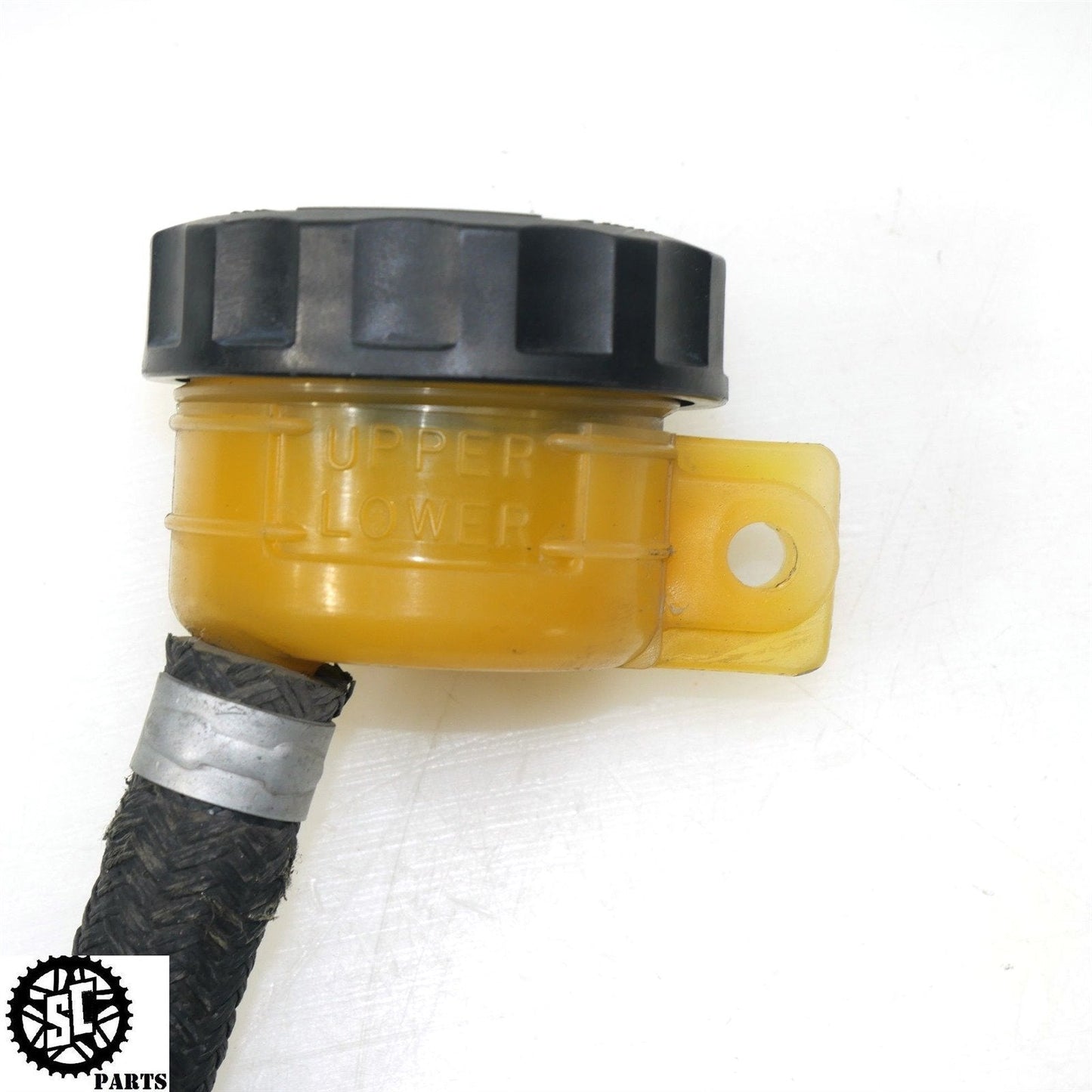 04 - 05 KAWASAKI NINJA ZX10R REAR BRAKE FLUID RESERVOIR TANK K68 - SALVAGECYCLEPARTS