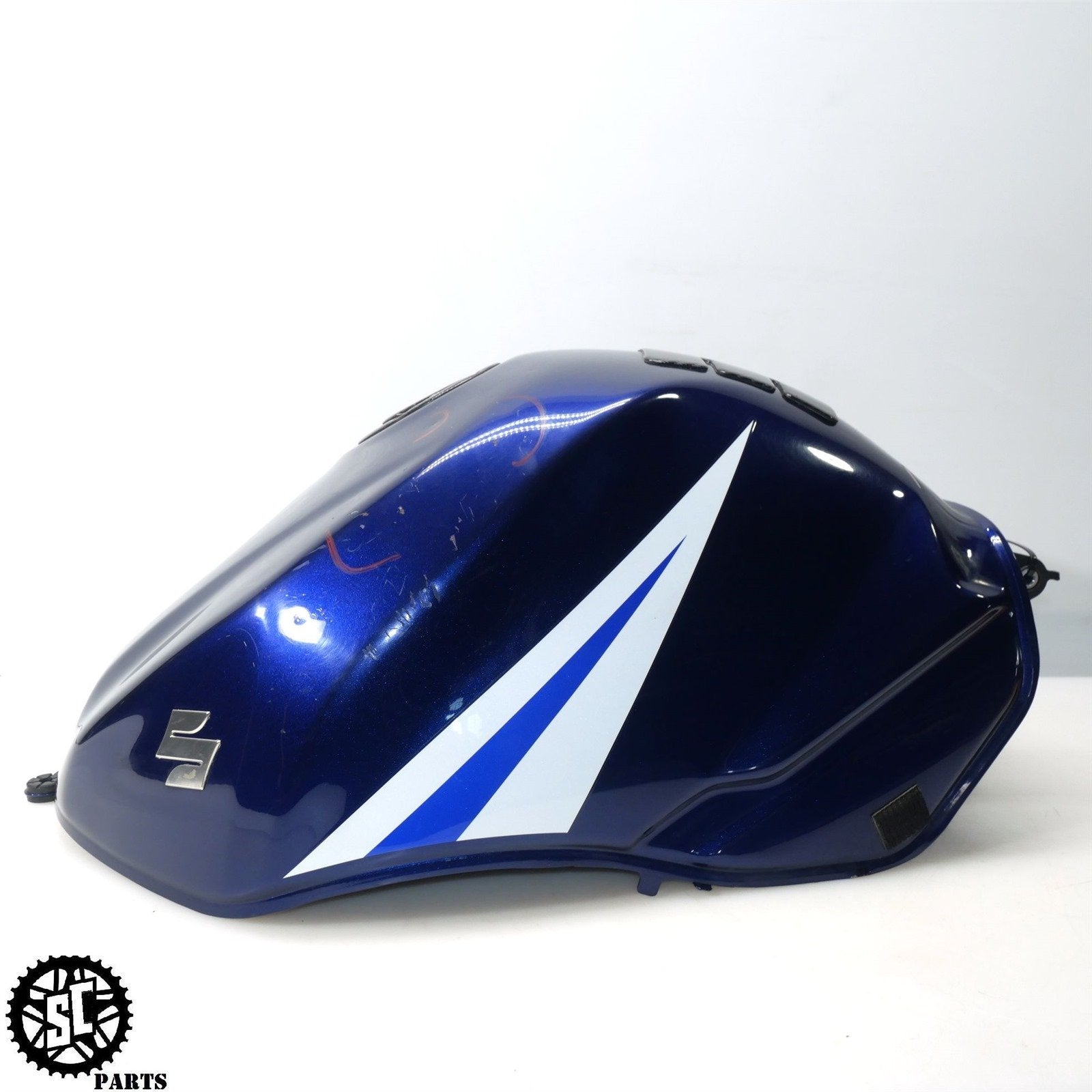 04-05 SUZUKI GSXR 600 750 FUEL GAS TANK BLUE S60 – SALVAGECYCLEPARTS