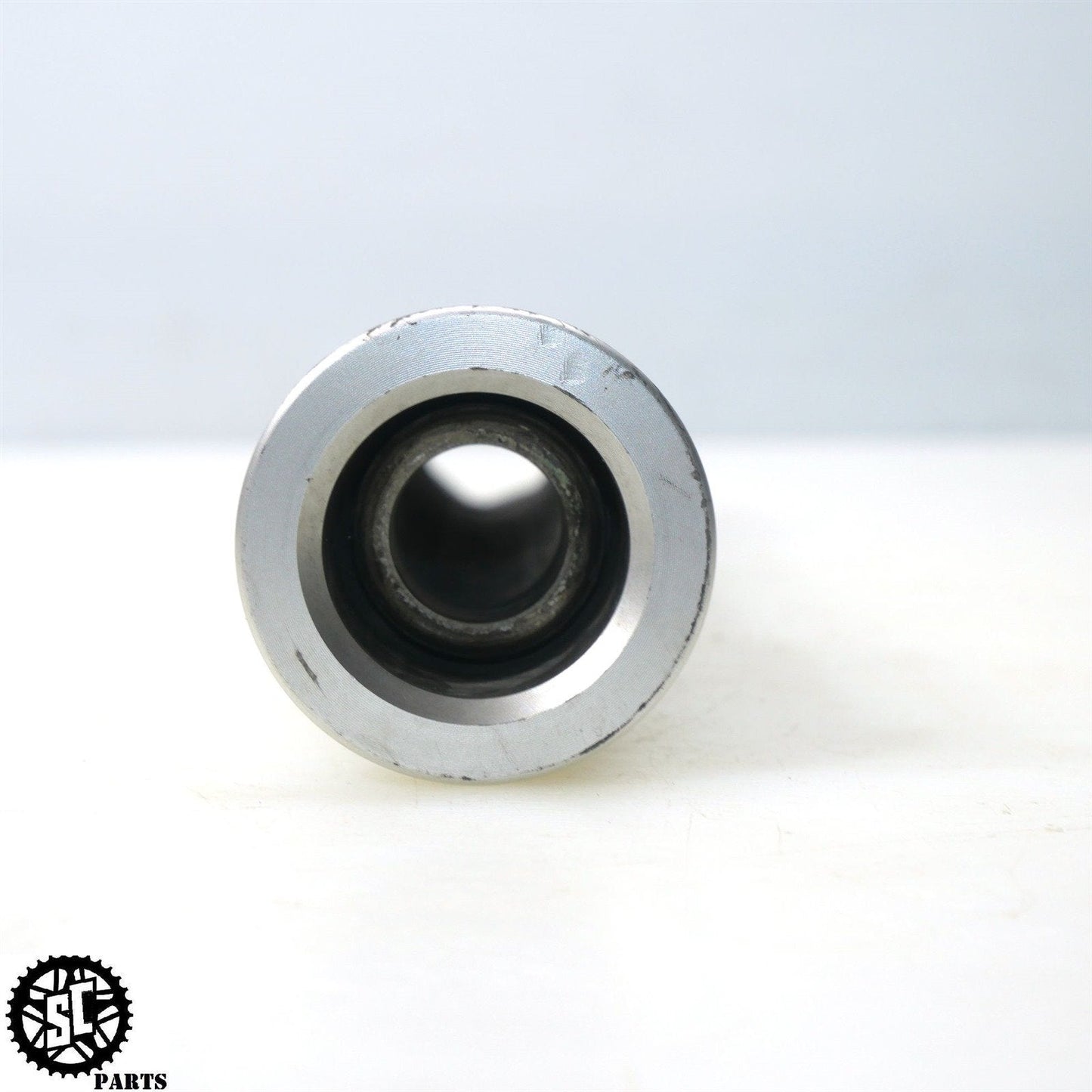 04 05 SUZUKI GSXR 600 FRONT WHEEL AXLE BOLT S33 - SALVAGECYCLEPARTS