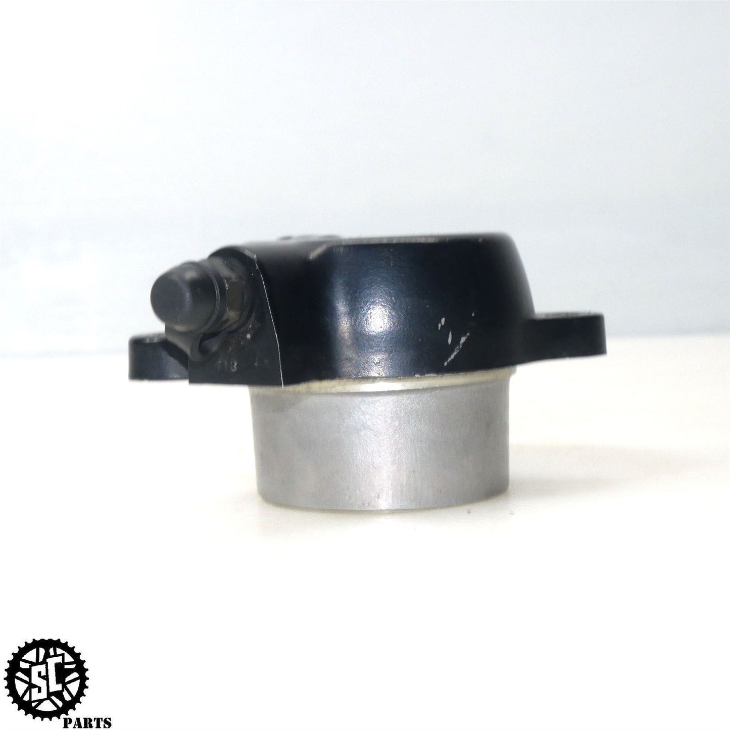 04 - 07 HONDA CBR1000RR CLUTCH SLAVE CYLINDER 22860 - MEJ - 003 H32 - SALVAGECYCLEPARTS