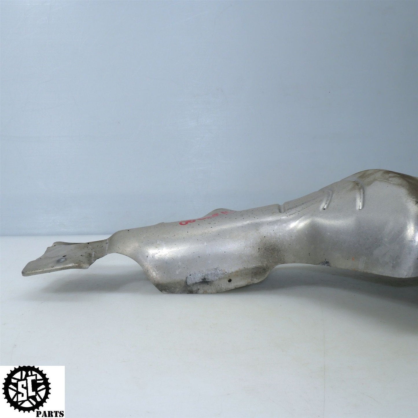 04 - 07 HONDA CBR1000RR EXHAUST MUFFLER HEAT SHIELD H32 - SALVAGECYCLEPARTS
