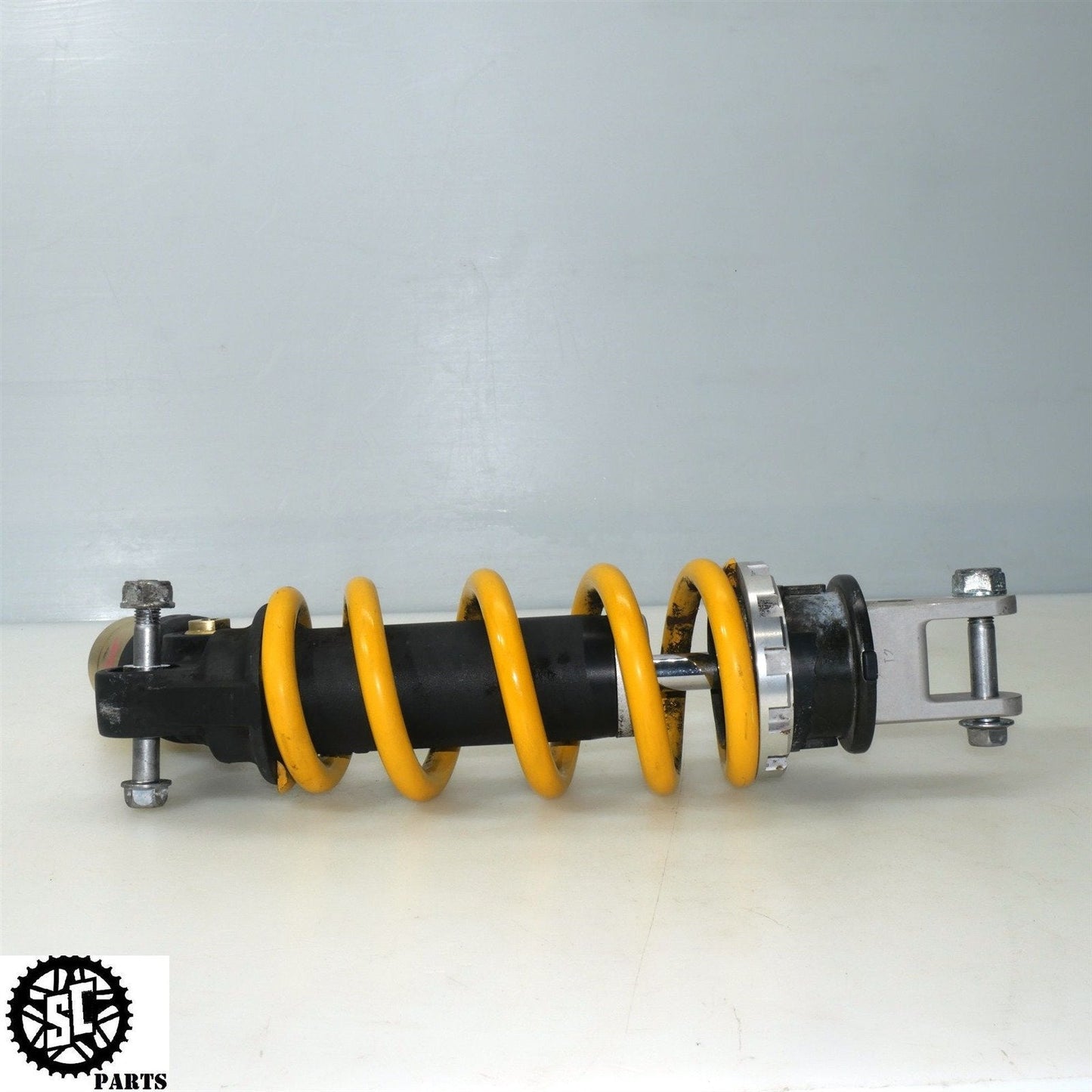 04 - 07 HONDA CBR1000RR REAR SHOCK ABSORBER H32 - SALVAGECYCLEPARTS