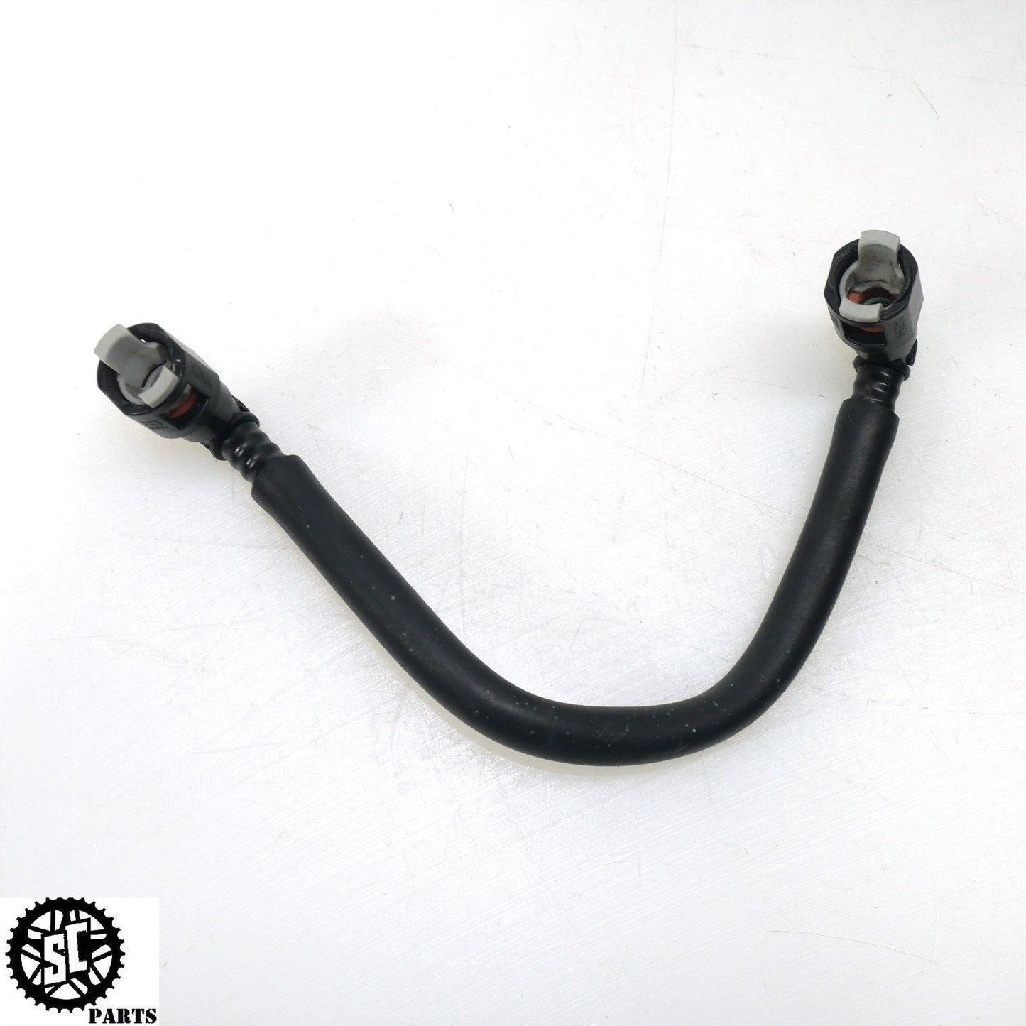 05 06 2005 SUZUKI GSXR1000 FUEL HOSE GAS LINE CLIP S66 - SALVAGECYCLEPARTS