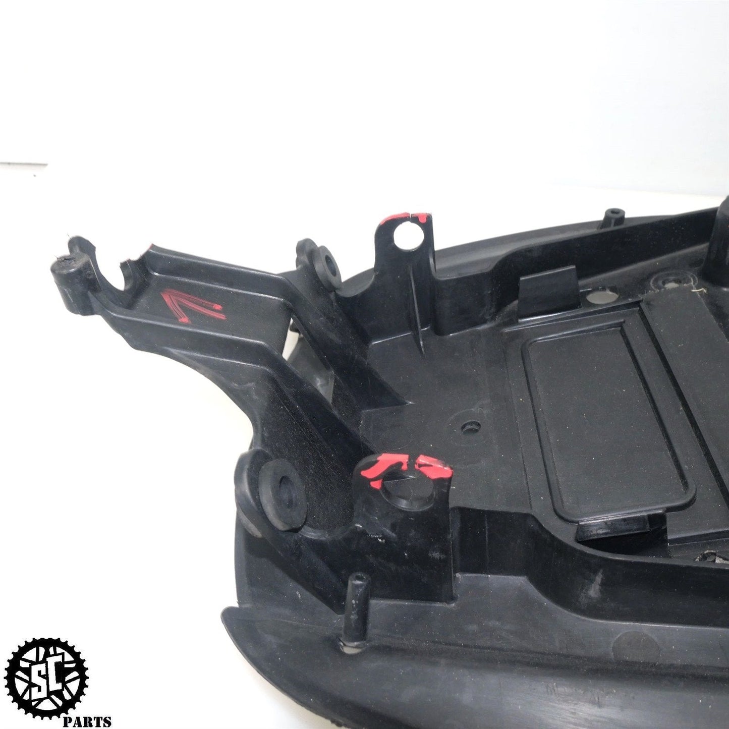 06 07 08 09 10 11 KAWASAKI NINJA ZX14R REAR UNDERTAIL BATTERY TRAY K69 - SALVAGECYCLEPARTS