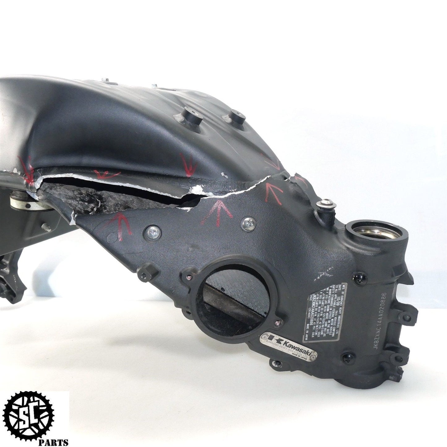 06 07 08 09 2010 KAWASAKI NINJA ZX14R MAIN FRAME CHASSIS *S* K70 - SALVAGECYCLEPARTS
