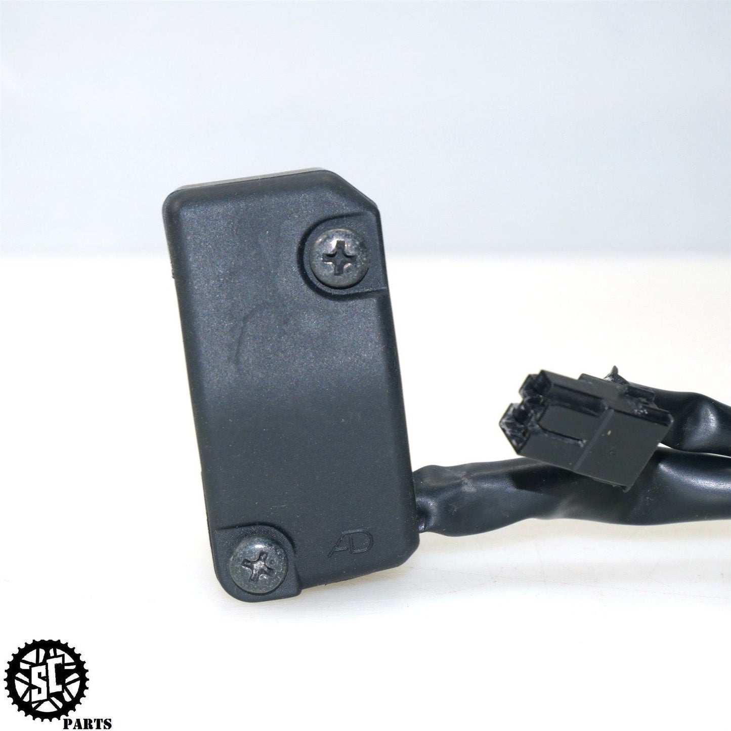 06 07 08 09 2010 KAWASAKI NINJA ZX14R RIGHT CONTROL KILL SWITCH 46091 - 0145 K70 - SALVAGECYCLEPARTS