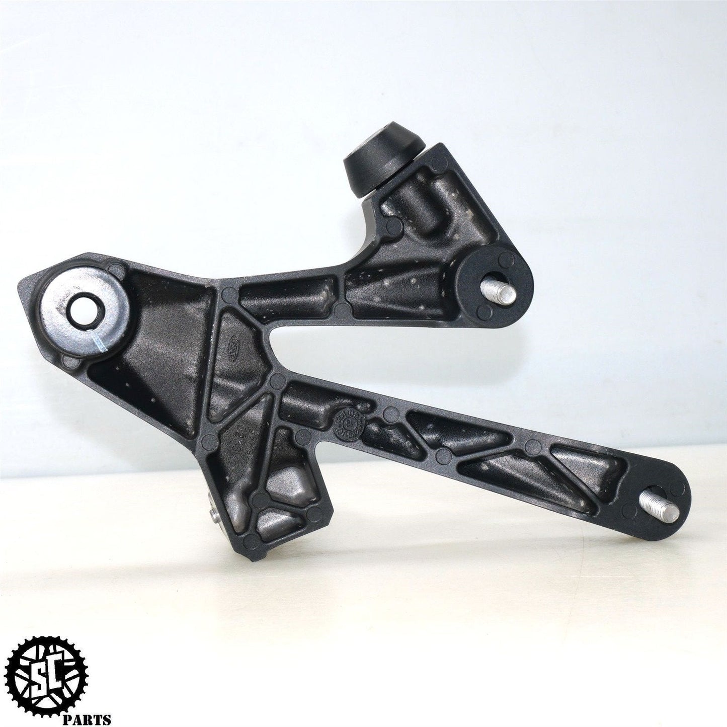 06 07 2008 - 2011 KAWASAKI ZX14 REAR PASSENGER BACK FOOT PEG LEFT RIGHT K48 - SALVAGECYCLEPARTS