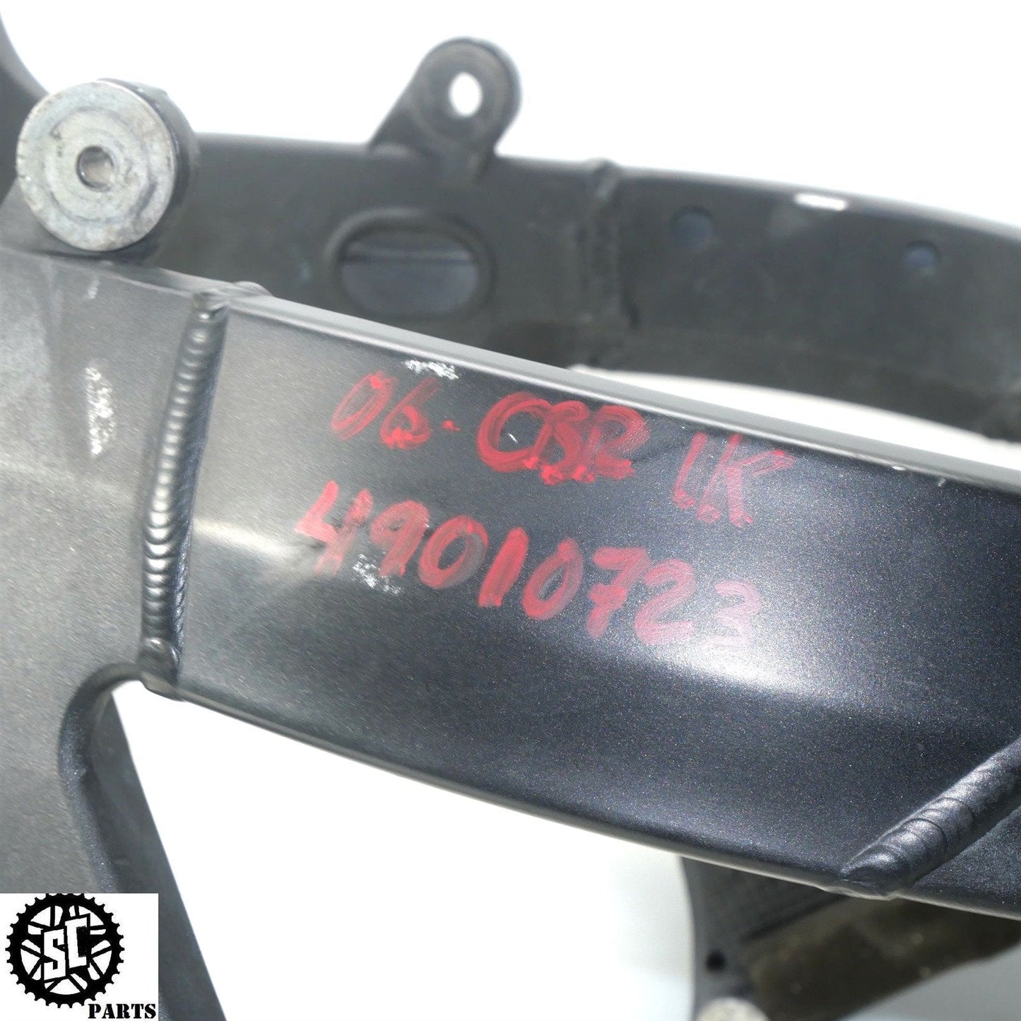 06 07 HONDA CBR1000RR FRAME CHASSIS *S* H11 - SALVAGECYCLEPARTS