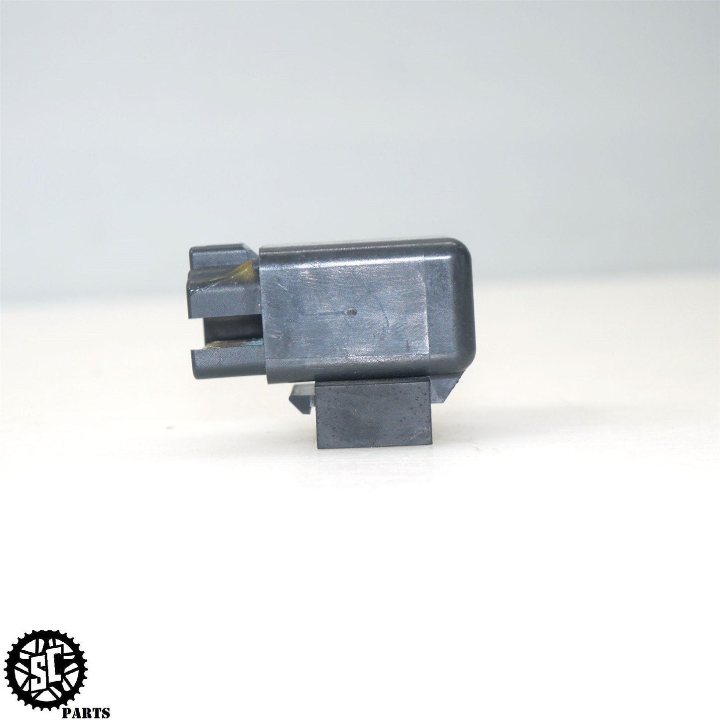 2013 SUZUKI GSXR 750 FAN RELAY SWITCH S60