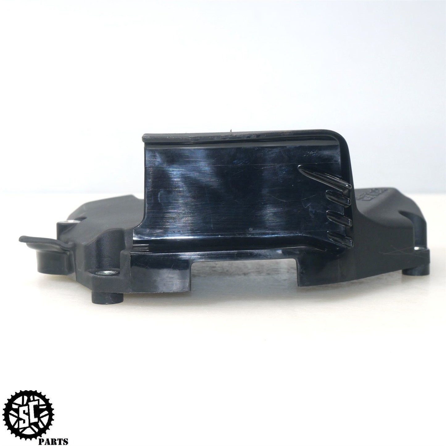 2009-2014 YAMAHA YZF R1 FRONT SPROCKET COVER Y31