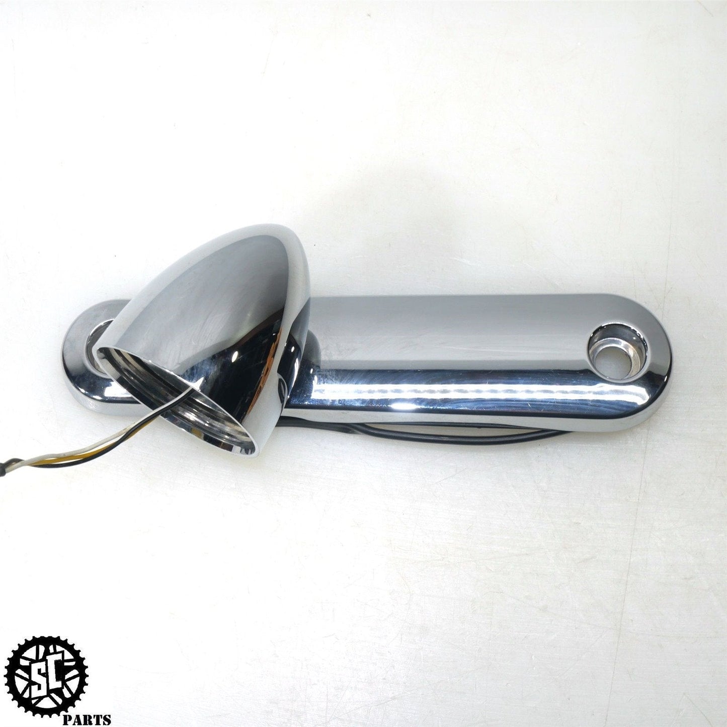 2013 HARLEY DAVIDSON STREET GLIDE FRONT RIGHT TURN SIGNAL BRACKET HD13