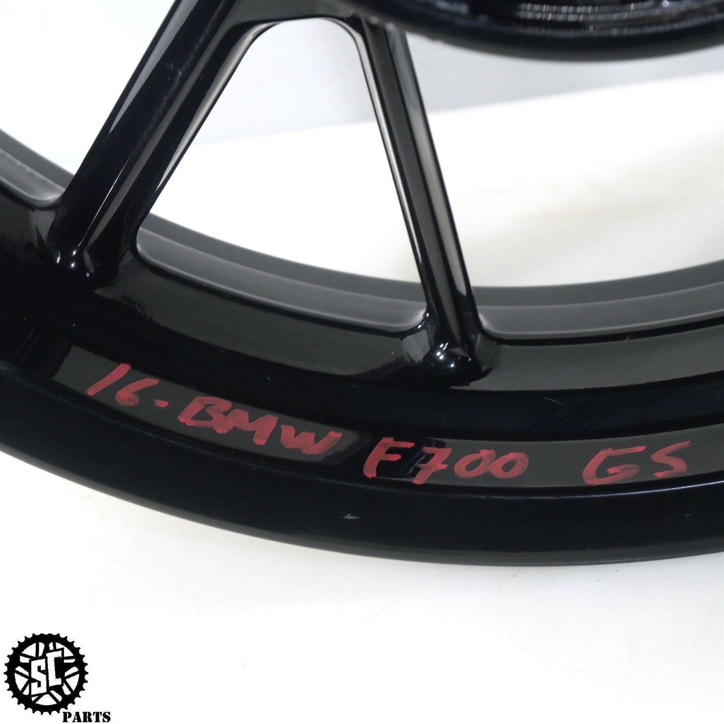13-18 BMW F700 GS REAR WHEEL RIM STRAIGHT B34