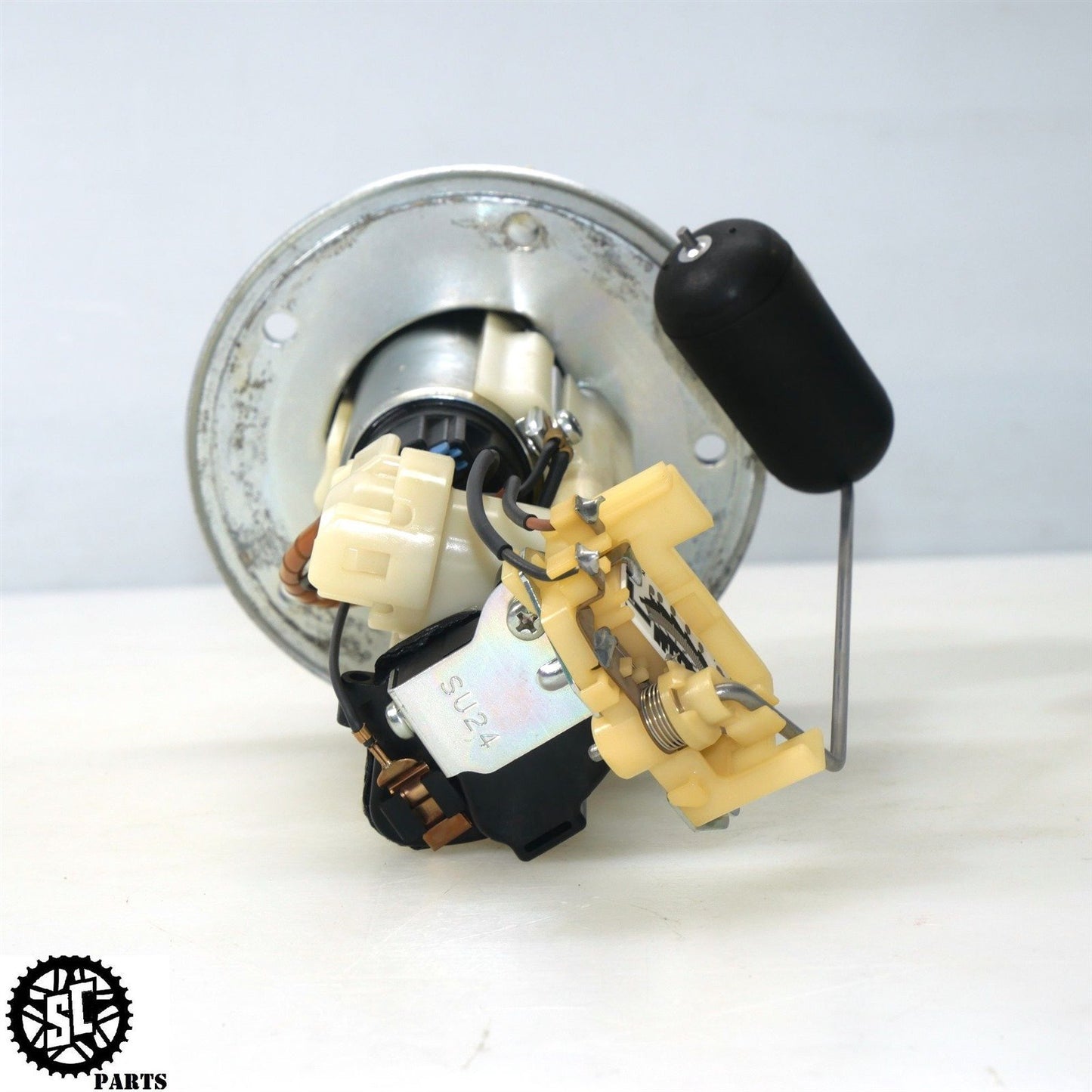 06 07 SUZUKI GSXR 600 FUEL PUMP FACTORY SENDING UNIT 15100-01H00 S70