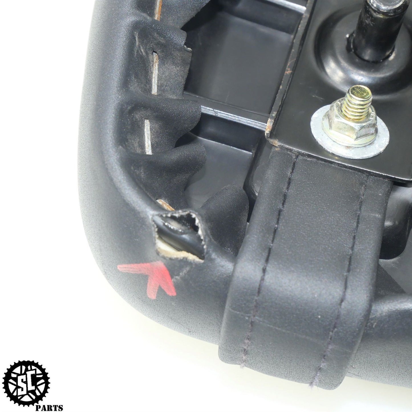 06 07 SUZUKI GSXR 600 REAR PASSENGER SEAT S70