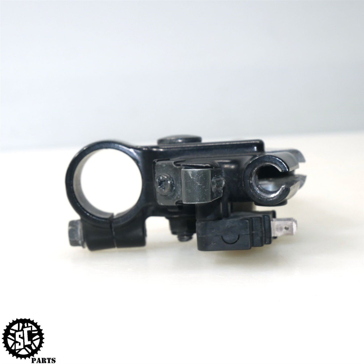 09-14 YAMAHA YZF R1 CLUTCH PERCH CABLE BRACKET Y39