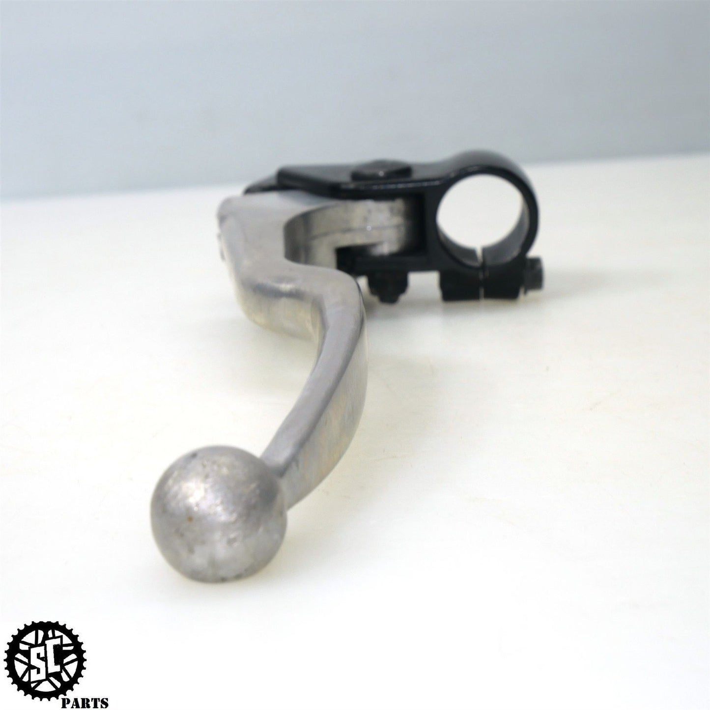 09-14 YAMAHA YZF R1 CLUTCH PERCH CABLE BRACKET Y39