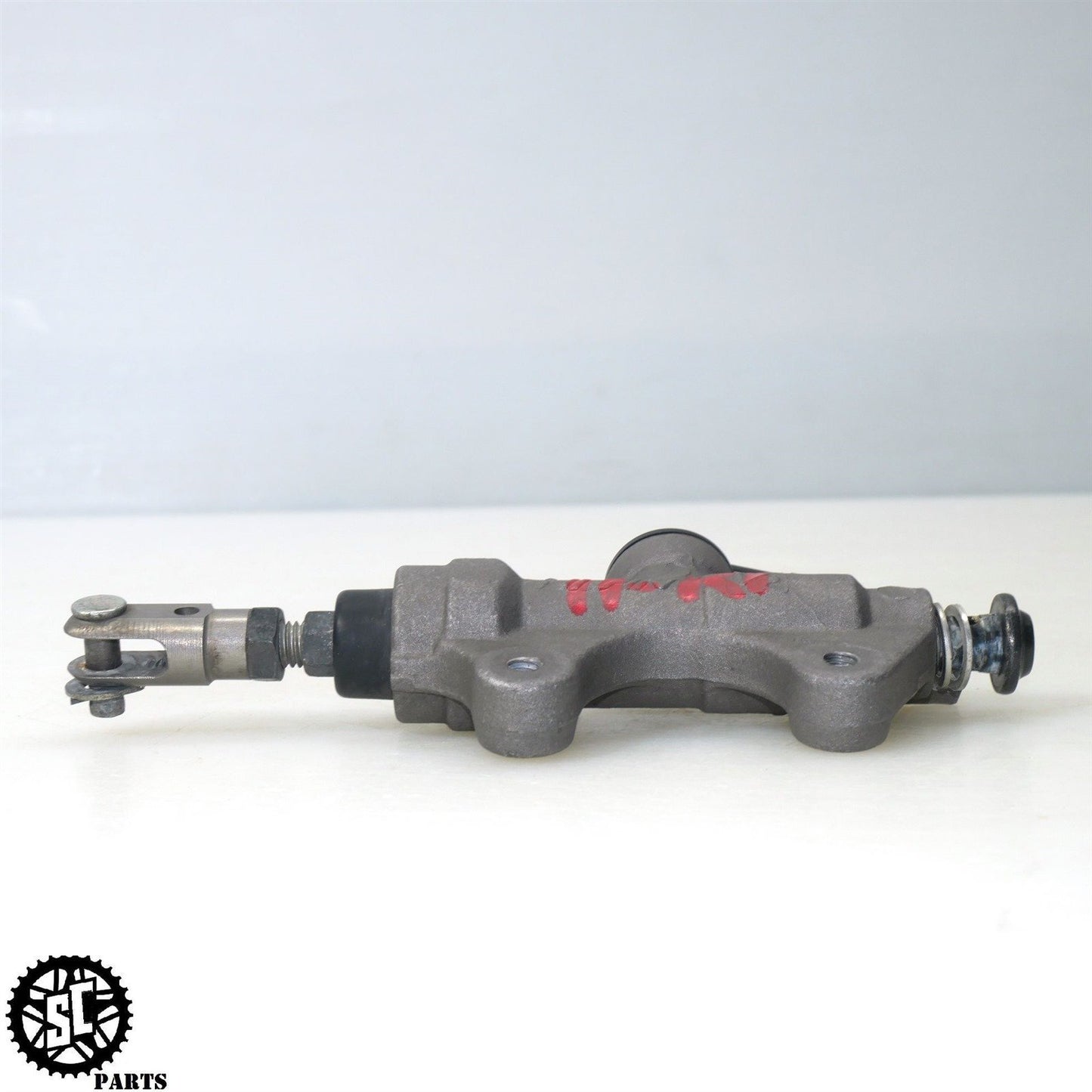 09-14 YAMAHA YZF R1 REAR BRAKE MASTER CYLINDER Y39