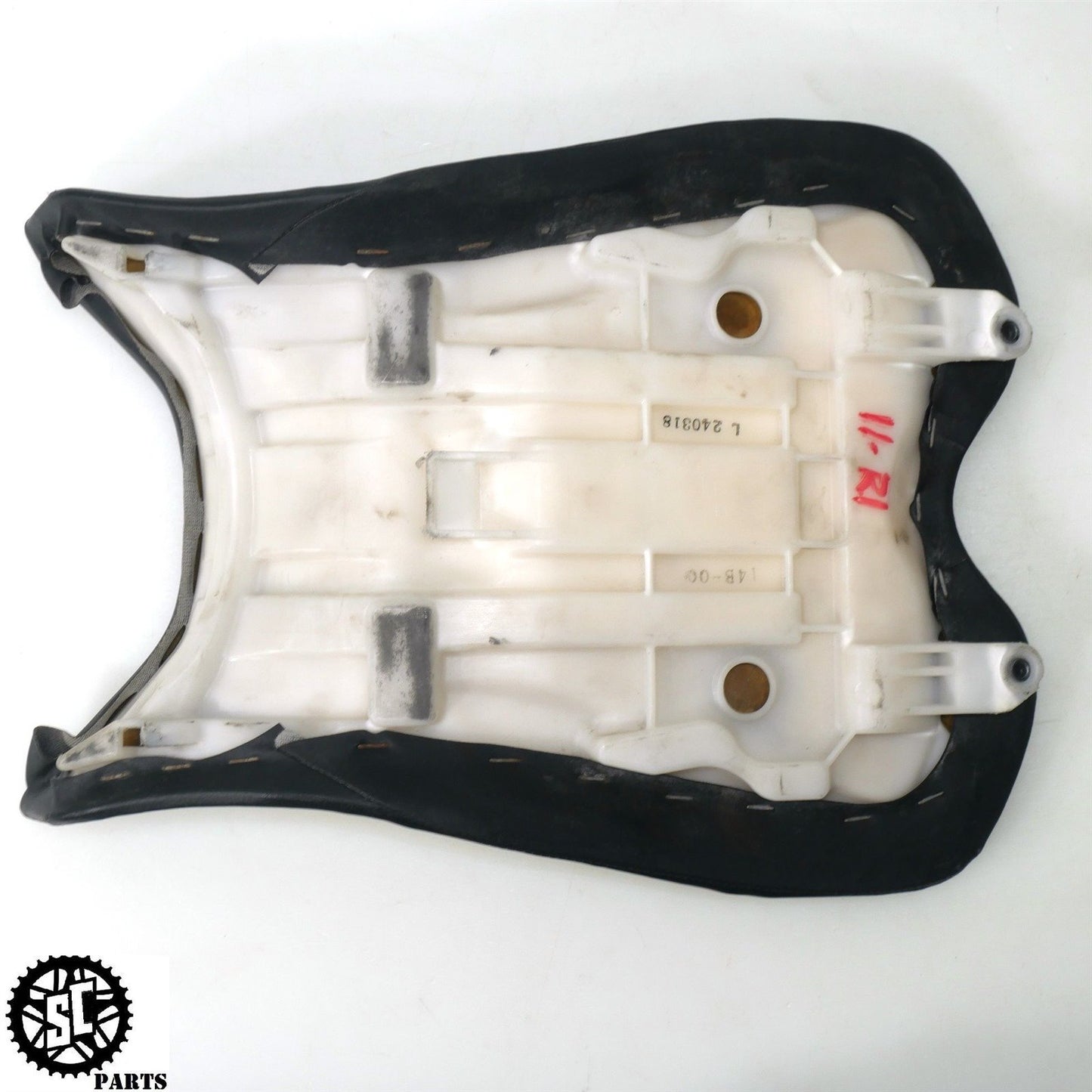 09-14 YAMAHA YZF R1 FRONT SEAT Y39