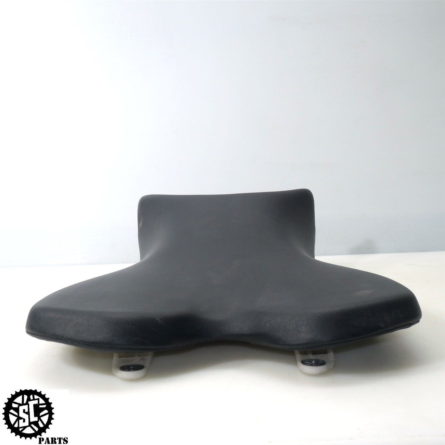 09-14 YAMAHA YZF R1 FRONT SEAT Y39