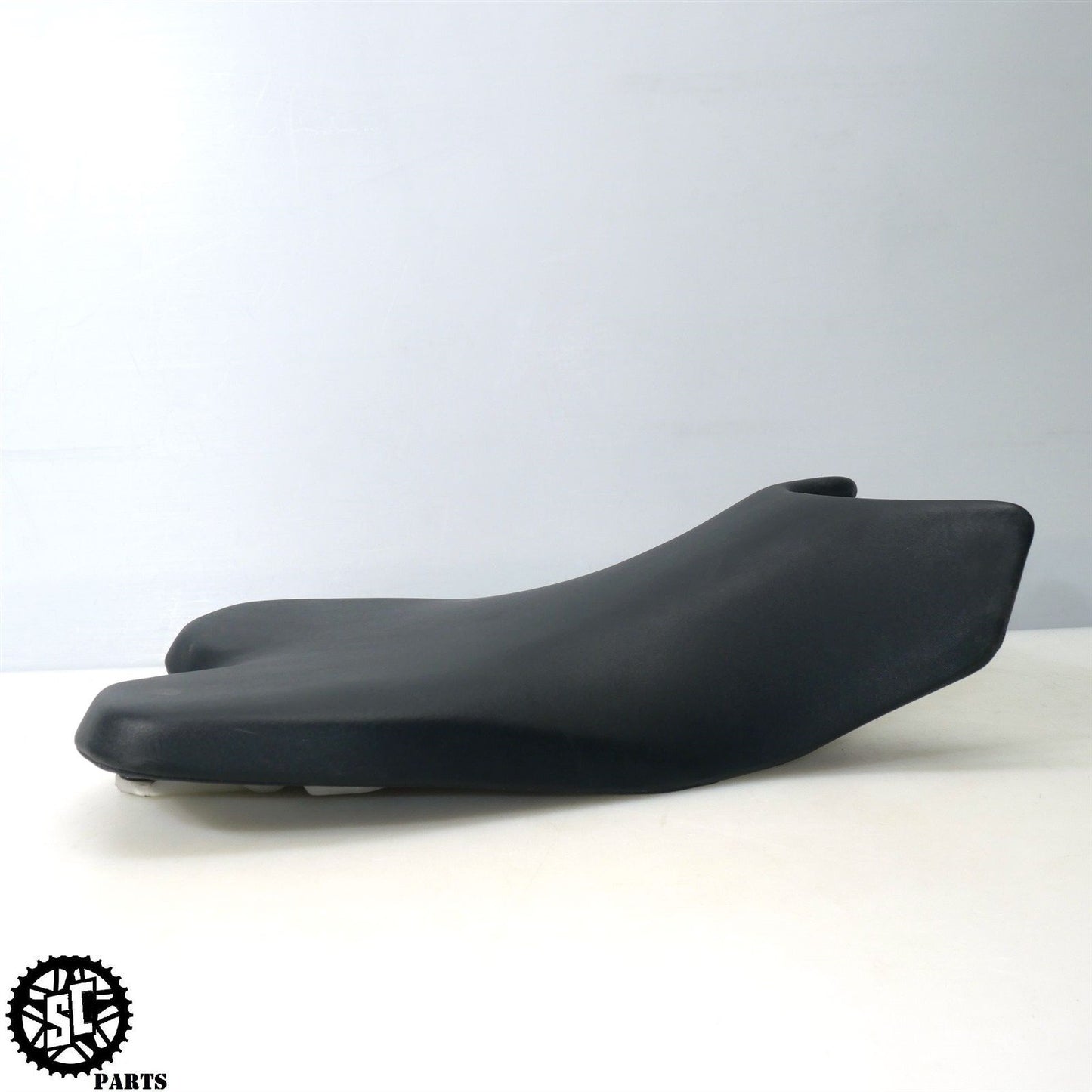 09-14 YAMAHA YZF R1 FRONT SEAT Y39