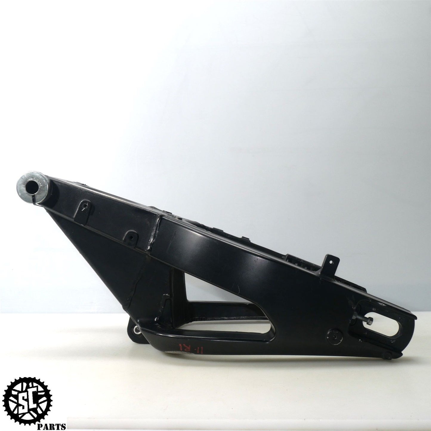 09-14 YAMAHA YZF R1 SWINGARM ADJUSTER BOLT Y39
