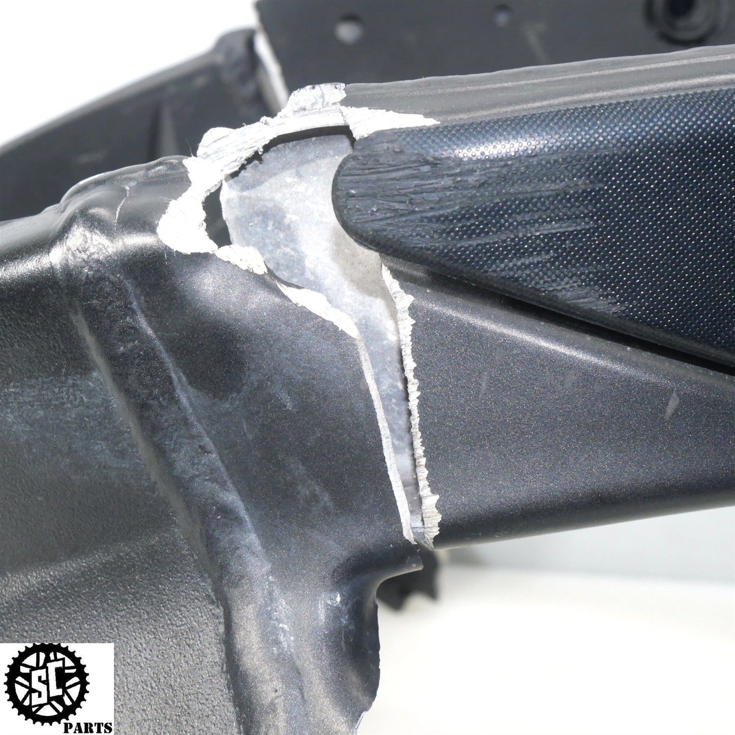 09-14 YAMAHA YZF R1 MAIN FRAME CHASSIS *S* Y39 2011