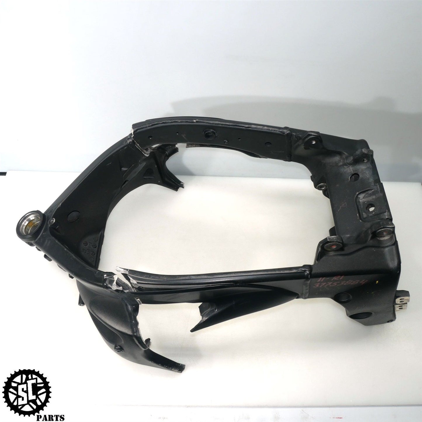 09-14 YAMAHA YZF R1 MAIN FRAME CHASSIS *S* Y39 2011