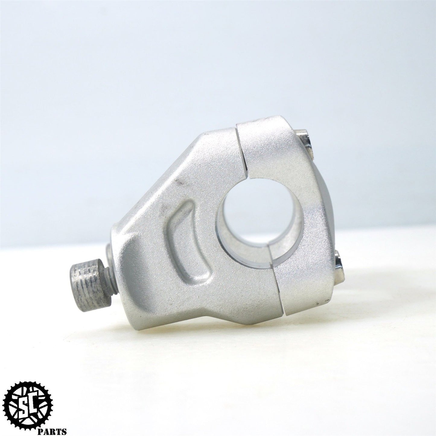 15-16 APRILIA TUONO V4 1100 RISER A07