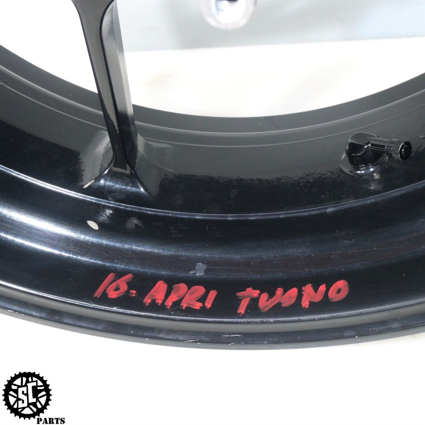 11-21 APRILIA TUONO V4 1100 REAR WHEEL RIM STRAIGHT A07